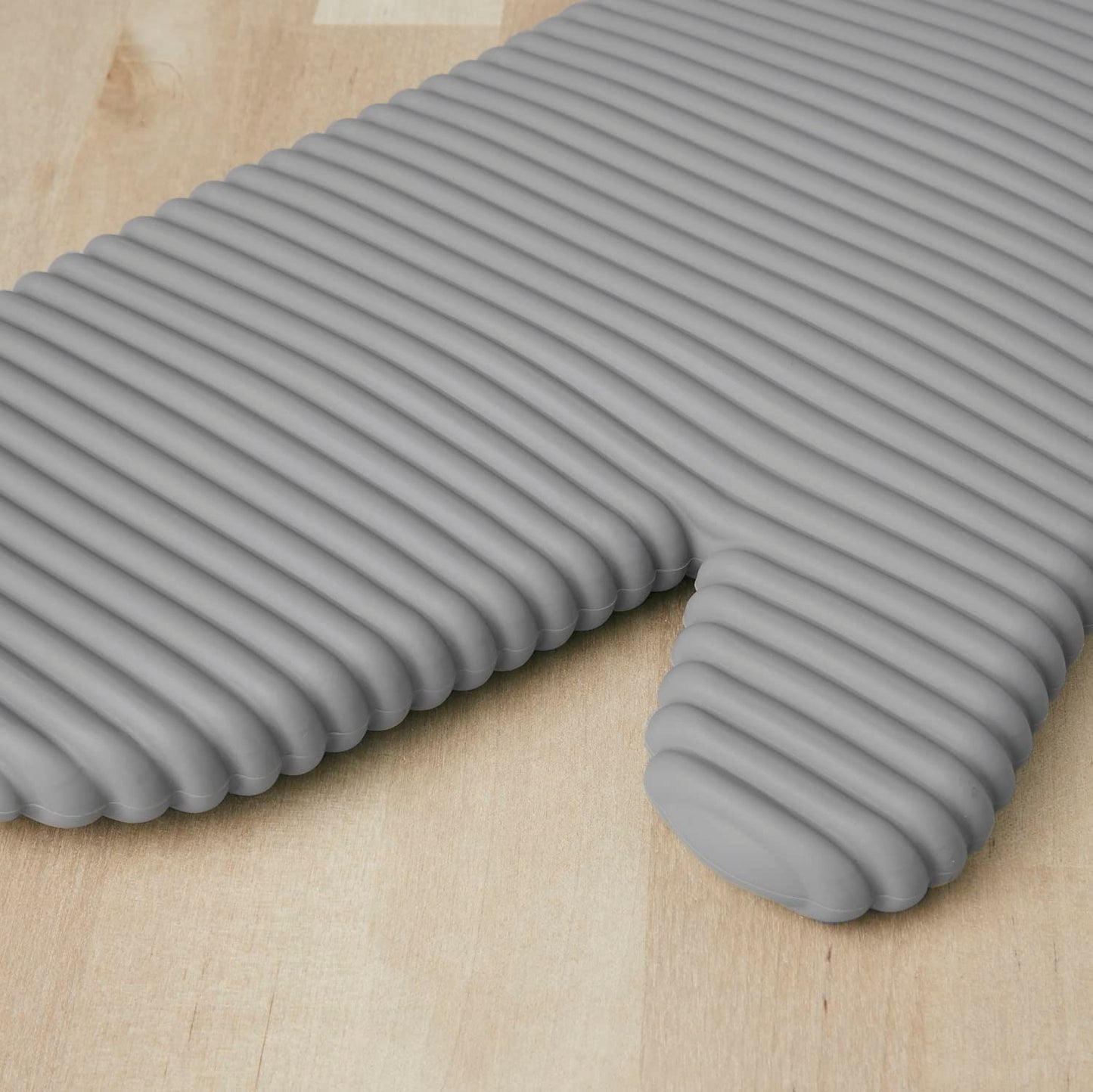 KITCHENAID Ribbed Soft Silicone Oven Mitt 2-Pack Set, 7.5"x13", Milkshake